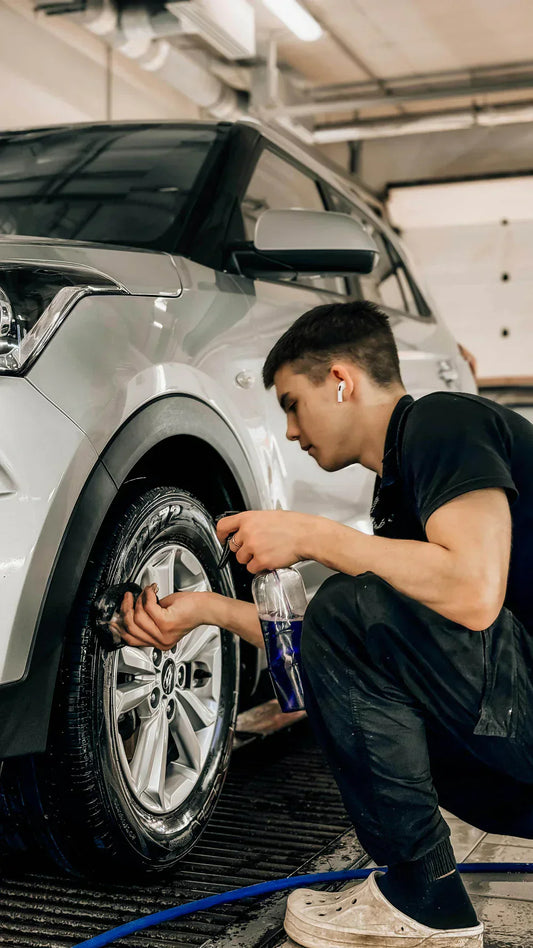 Top 5 Products to Make Your Car Shine Like New (2025 Edition)